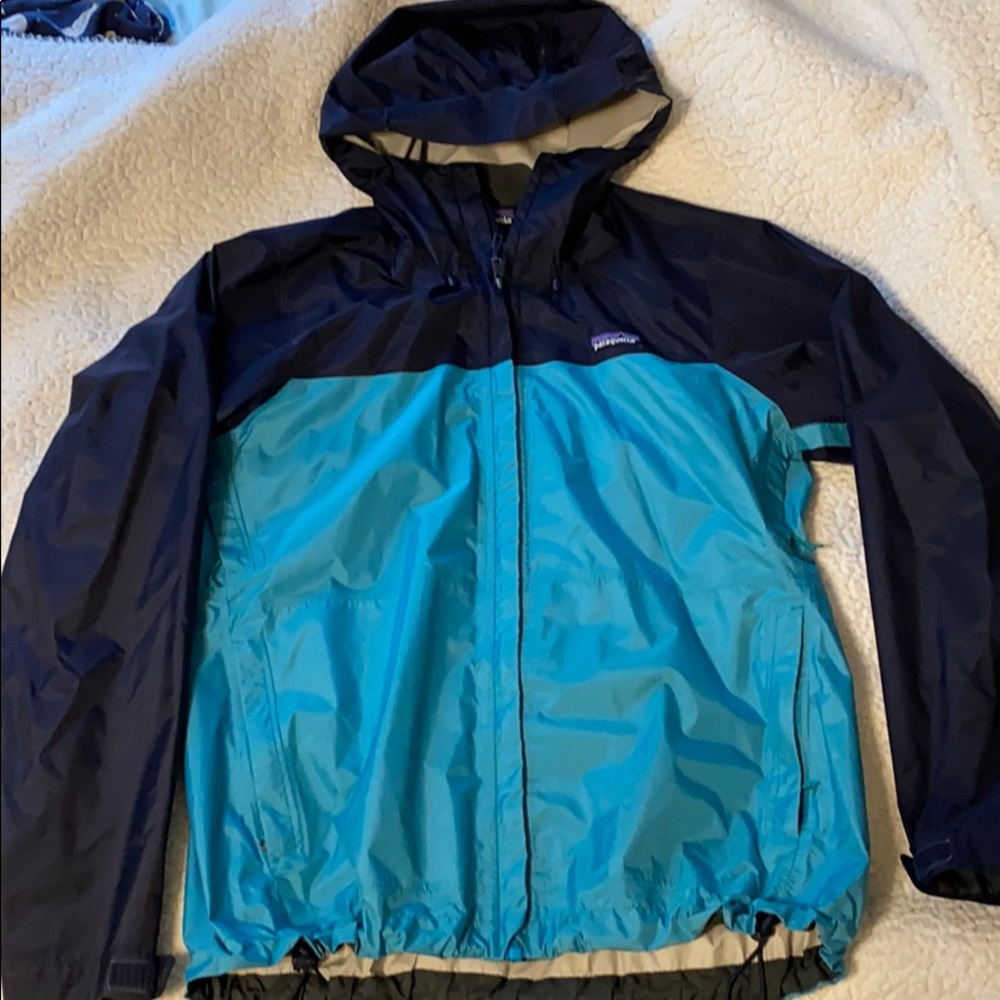 Patagonia windbreaker